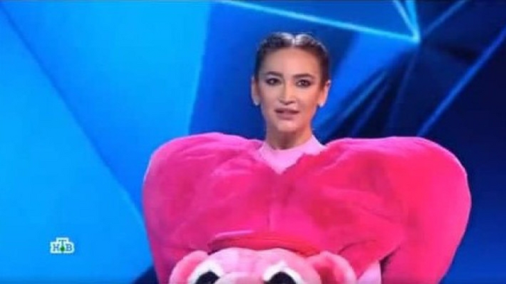 «Мы с тобой дома поговорим»: Бузова довела Киркорова до истерики на шоу «Маска»