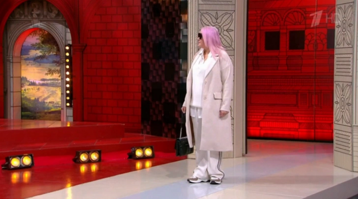 «Хит сезона»: Хромченко показала трендовые брюки, которые должны быть в гардеробе у каждой