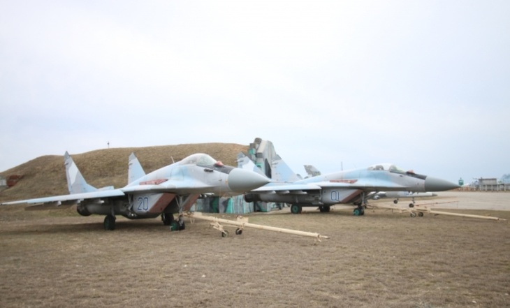 «Сбрасывать листовки»: Жириновский предложил призвать жителей покинуть Украину «Сбрасывать листовки»: Жириновский предложил призвать жителей покинуть Украину