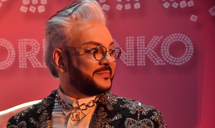 «Жизнь пронеслась перед глазами»: Киркоров расплакался на «Маске», услышав песню Пугачевой