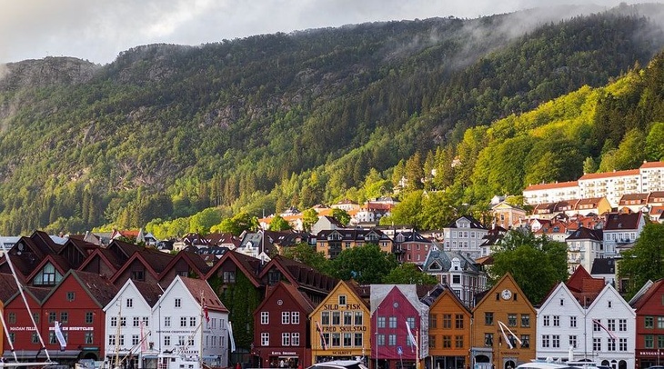 Будем действовать постепенно: Норвегия озвучила новые правила въезда 