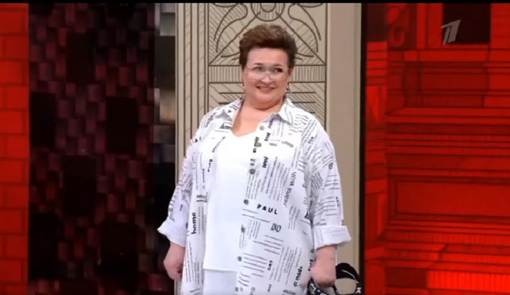 «Немедленно омолаживает»: Хромченко показала одежду, которая сделает всех стройнее и моложе