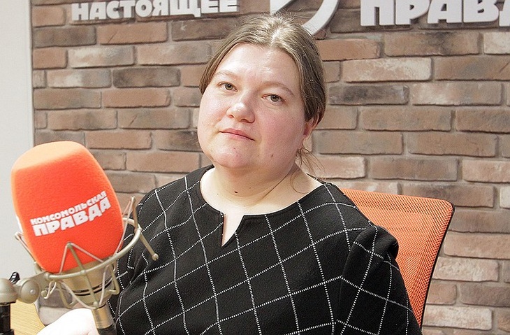 Юлия Зайберт на радиостанции "Комсомольская правда".
