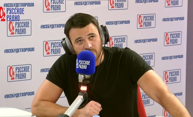 «Комплименты некрасивым женщинам»: Эмин научил Барановскую получать большие чаевые