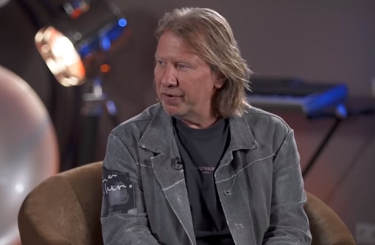 «Чучело огородное»: Дробыш сравнил Валю Karna.val с ничего не стоящими акциями «МММ»