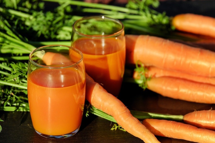 «Организм примет сколько надо»: офтальмолог развеял миф о пользе морковки для зрения
