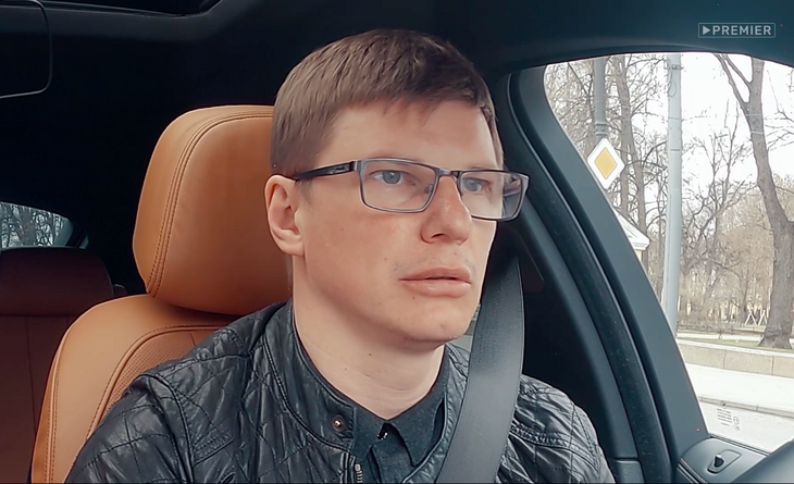 «Дети от Юли ревнуют, им обидно»: Аршавин страдает из-за разлуки с дочкой Казьминой «Дети от Юли ревнуют, им обидно»: Аршавин страдает из-за разлуки с дочкой Казьминой