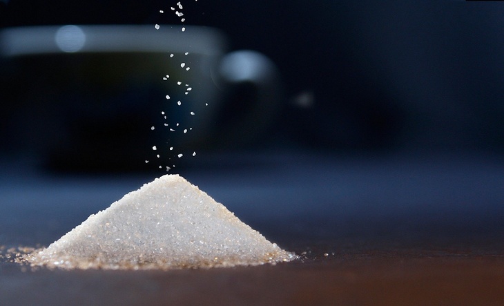В России «заморозят» цены на сахар, но только на четыре месяца
