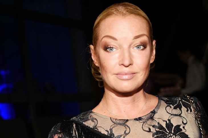 «Что за мужик в гамаке?»: пользователи Сети нашли Олега на фото Волочковой