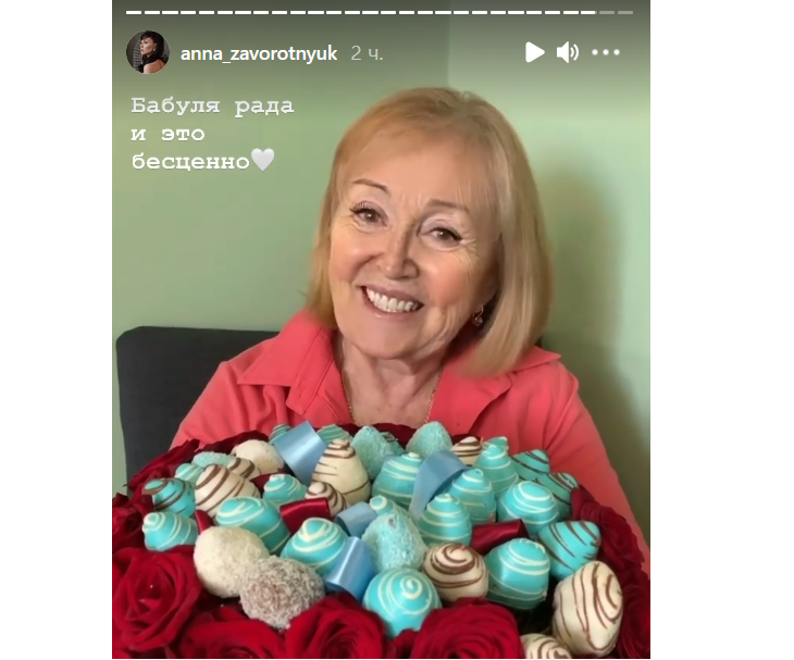 «Не теряйте голову»: дочь Заворотнюк в платье с голой спиной раскрыла секрет идеальной фигуры