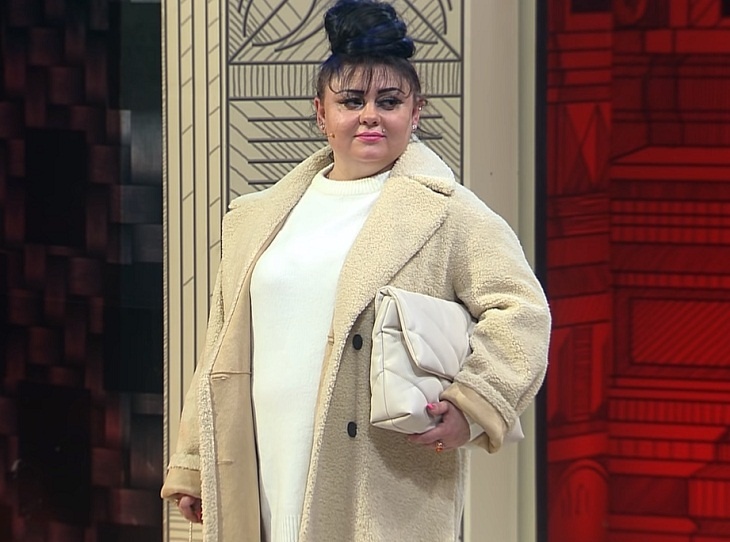 «Ничего экстравагантного»: Васильев показал трендовое пальто, удобное для любой полосы России