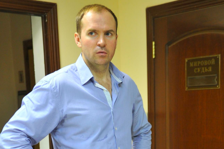 «Адвокат дьявола»: Моргенштерн подарил Сергею Жорину машину за 14 миллионов рублей