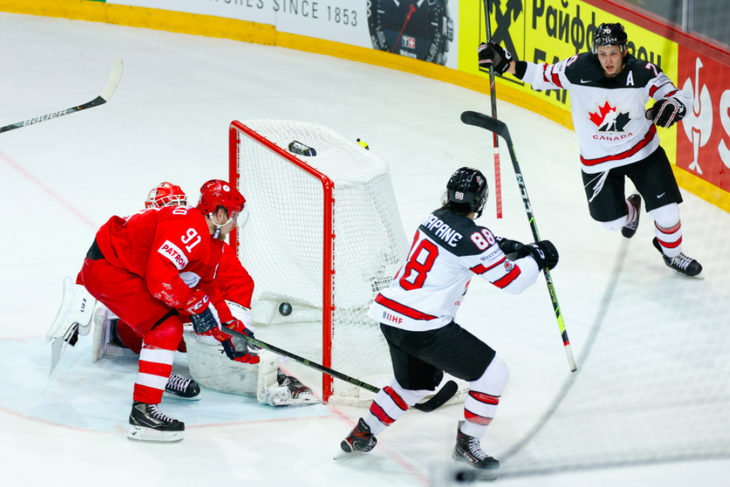 «Командой мы не стали»: Россия вылетела с чемпионата мира по хоккею, проиграв Канаде
