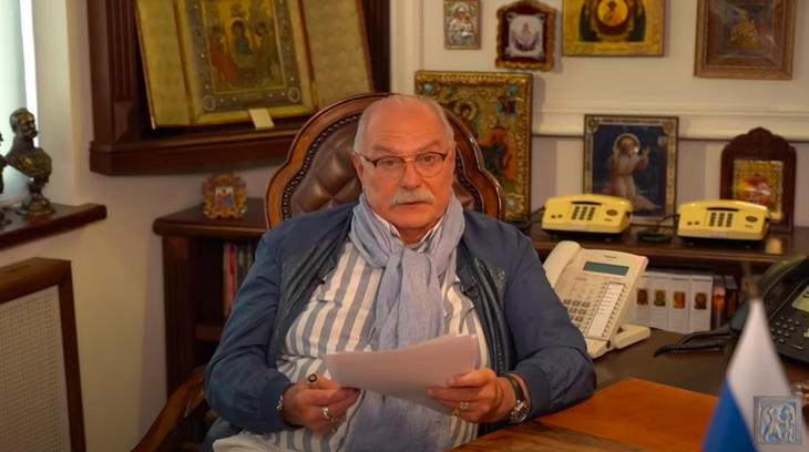 «Пропаганда ЛГБТ»: Михалков спустя 3 недели отреагировал на «бесовщину» премии «Муз-ТВ»