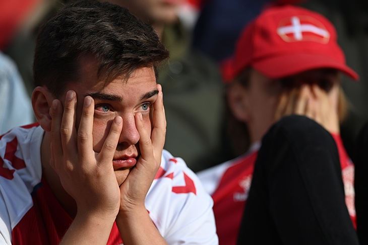 На трибунах тоже волнение