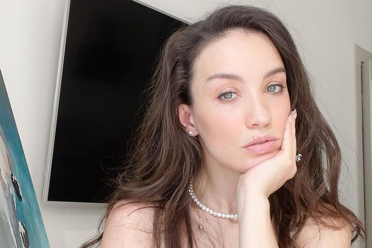 Настя Каменских, Асмус, Валерия как они есть