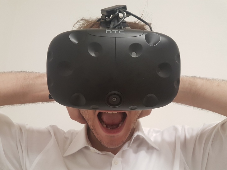 VR-процедуры: ученые сравнили виртуальную реальность с гипнозом