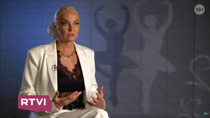 «Обшарила все тумбочки, нашла фаллоимитатор»: Волочкова шокирована наглостью Собчак