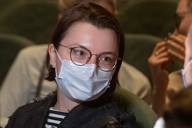 «Всех извергающих смрад»: Брухунова рассказала, что она делает с хейтерами