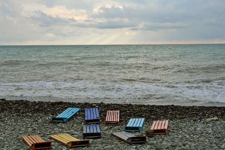 Черное море по справке: в Сочи появился пляж COVID-free