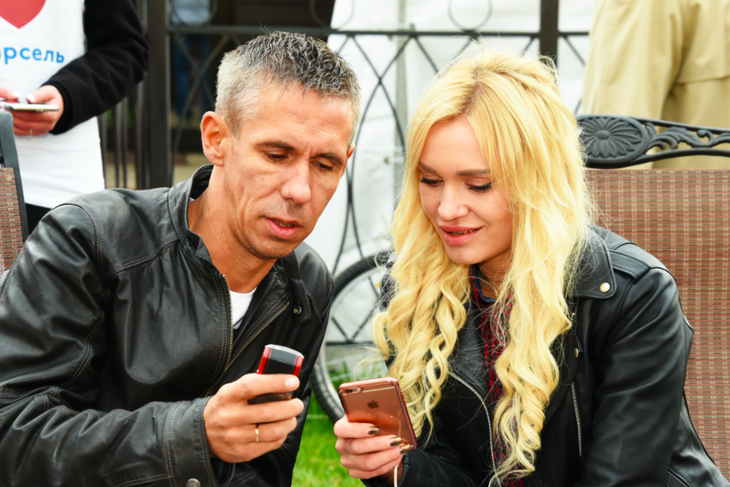 «Развелся с женой» ползающий на четвереньках Панин