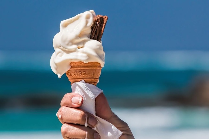 Эксперты рассказали, можно ли диабетикам лакомиться мороженым