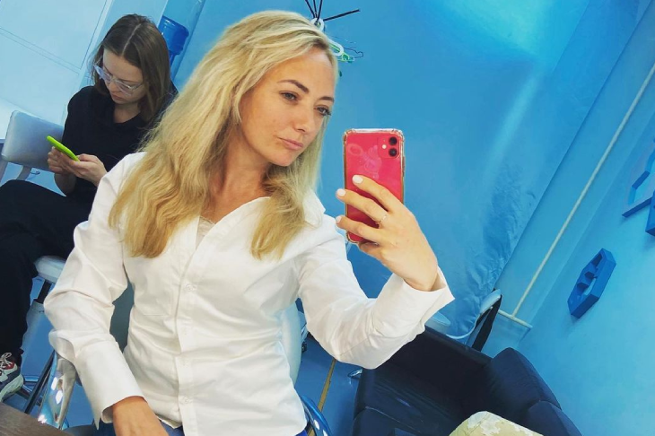 «Ей цветы на вертолете, а детям 333 рубля в день»: экс-жена опозорила нового мужа актрисы Макеевой