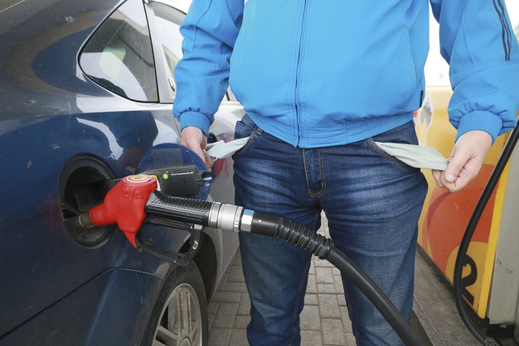  «Это не драконовские меры»: эксперт Независимого топливного союза высказался о ценах на бензин