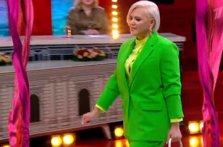 Васильев пошутил над 46-летней героиней «Модного приговора», облаченной в костюм Бузовой