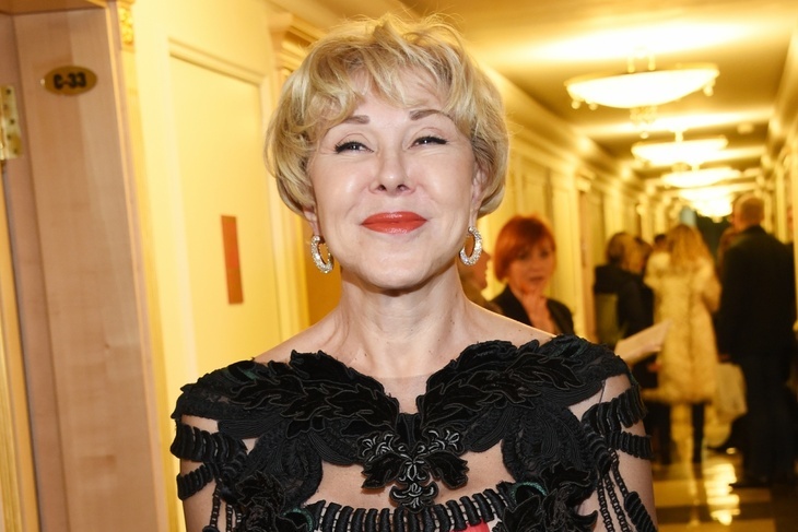 Любовь Успенская предстала в образе Хюрэм Султан