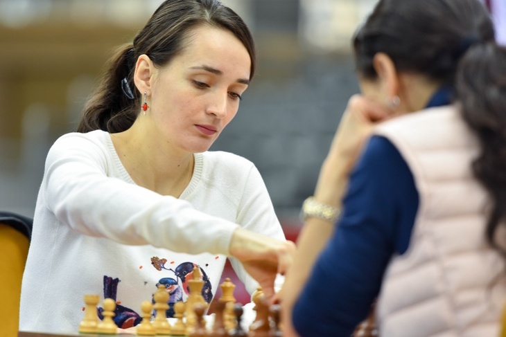 Звезда мировых шахмат Костенюк рассказала, как сильно похожа на Бет Хармон из сериала «Ход королевы»