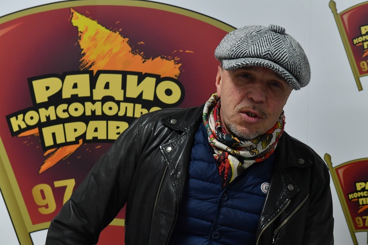 Новую песню не слышали даже актеры: Гарик Сукачев уехал в глухую деревню, чтобы снять мини-фильм