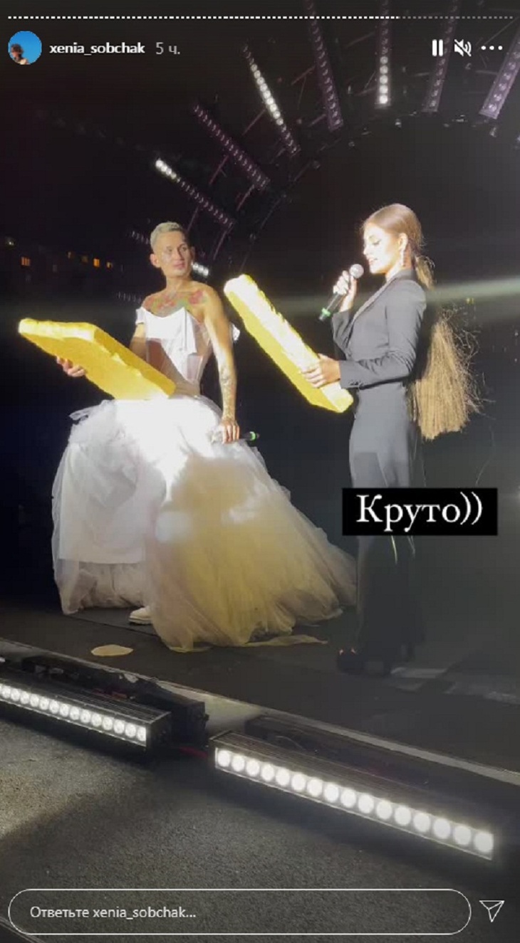 Моргенштерн на своей свадьбе эпатировал гостей в белом платье невесты и прыгнул в торт