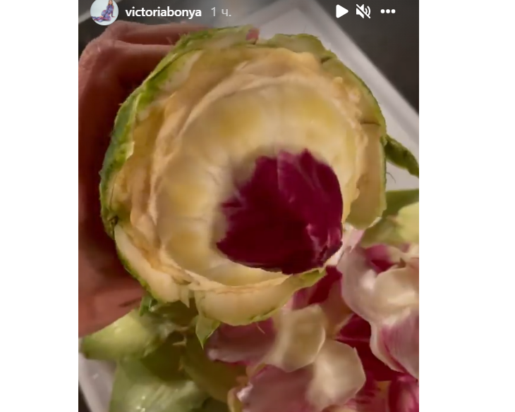 Боня показала, как готовить «нереально вкусную пасту» с артишоками: видео