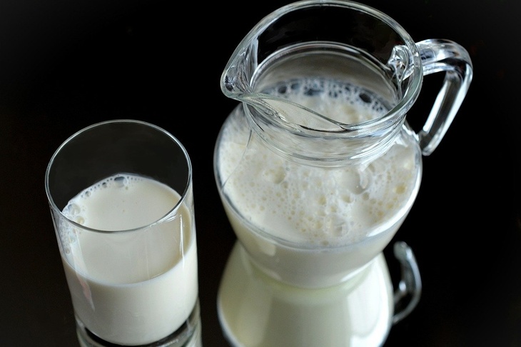 Ученые объяснили, почему стакан молока в день продлевает жизнь