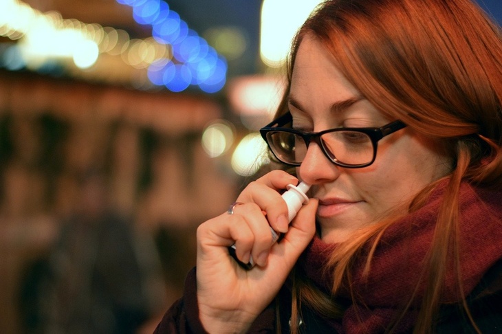 Отоларинголог Мальченко объяснила, как бороться с осенней простудой