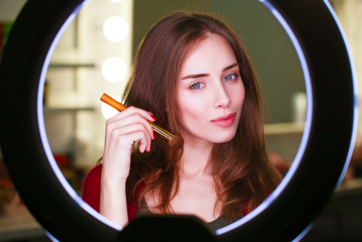 Как выбрать подходящую тоналку на осень и зиму