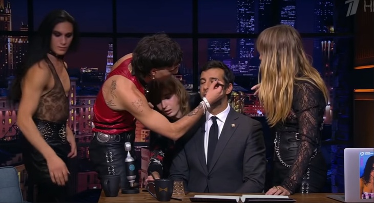 «Подарили очень много водки»: участники группы Maneskin поделились впечатлениями о России 