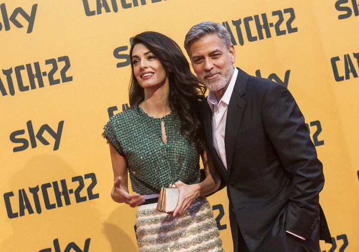 «Учил шалостям»: Амаль рассказала, как Джордж Клуни проводил время с детьми на карантине