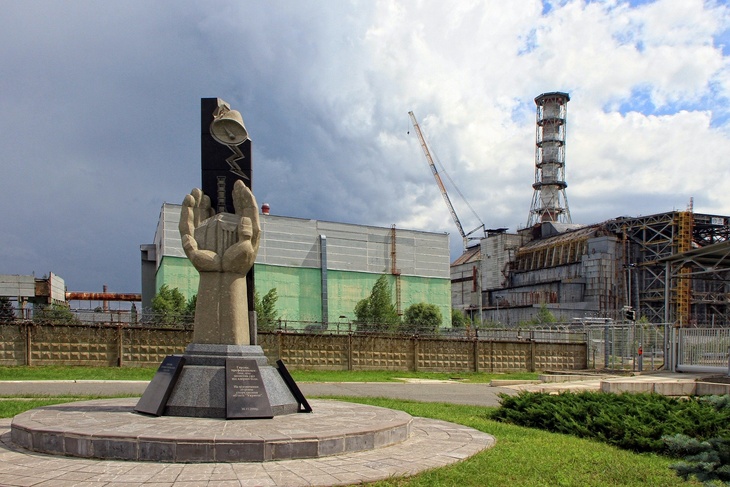 Осудили на 10 лет за аварию: умер первый директор Чернобыльской АЭС Виктор Брюханов