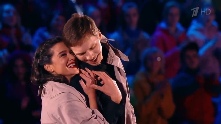 Милохин, Бородина, Муцениеце и Пресняков: как звезды выступили в новом «Ледниковом периоде» 