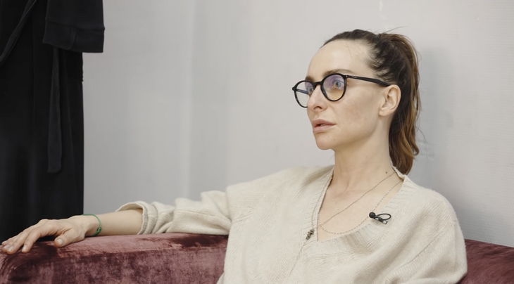 Варнаву мучают комплексы из-за связи с молодым Молочниковым Варнаву мучают комплексы из-за связи с молодым Молочниковым