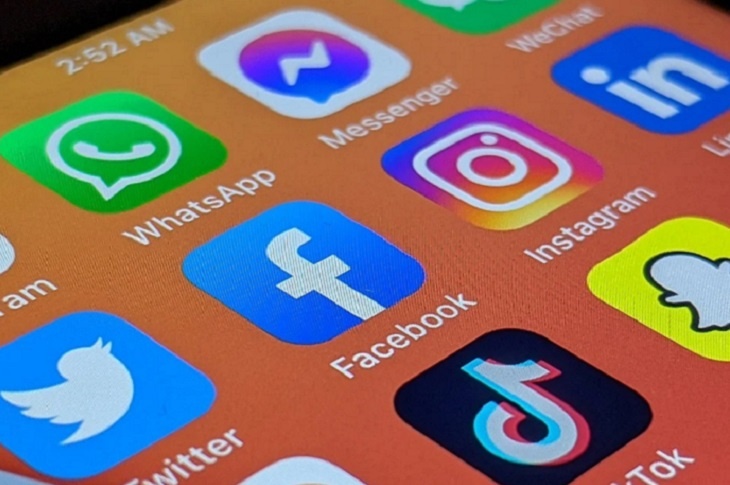 Новый сбой произошел в Instagram, Facebook и WhatsApp