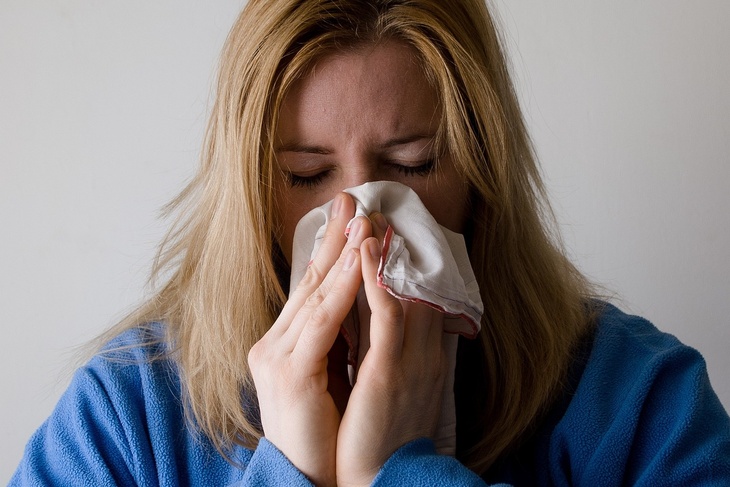 Доктор Мясников объяснил, как не нужно лечить кашель