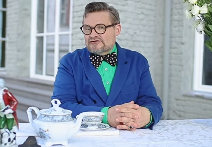 Иначе свалитесь в фамильярность: Александр Васильев заявил, что говорить «ты» следует лишь избранным