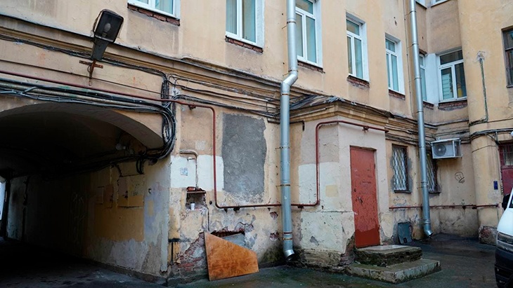 Направо пойдешь — на страх набредёшь! Дворы Петербурга, которые жители обходят даже днём