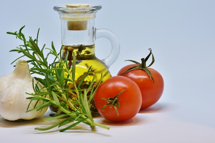 Диетолог объяснила, какое оливковое масло наиболее полезно