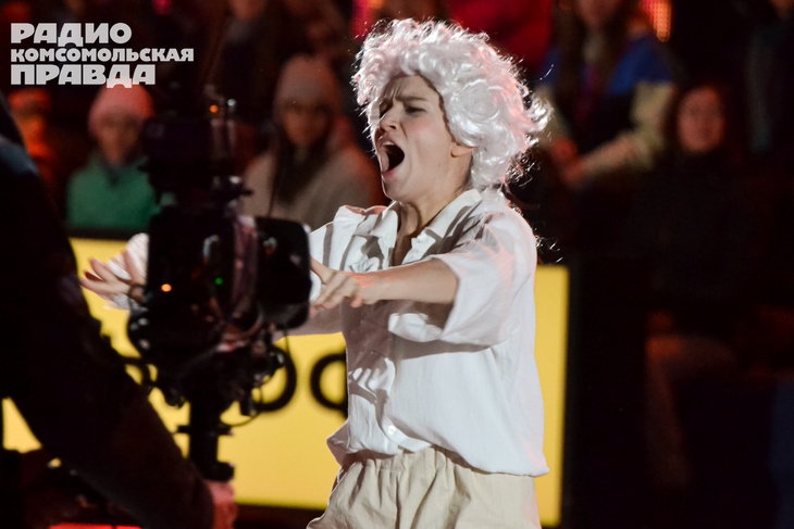 Милохин — Ромео, а Бородина жестко упала: фоторепортаж со съемок нового «Ледникового периода»