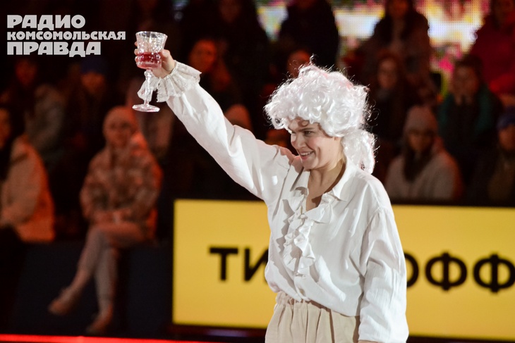 Мельникова в образе Моцарта шокировала жюри шоу «Ледниковый период»: видео