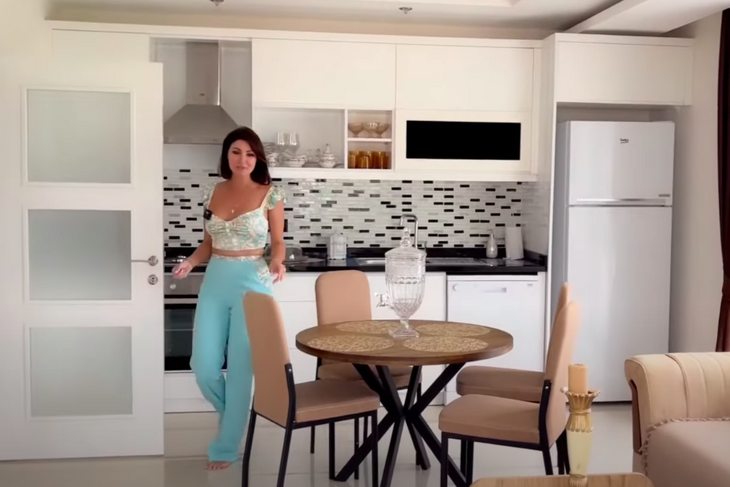 Макеева с Мальковым купили двухэтажную квартиру в Турции